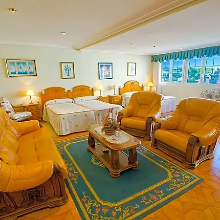 Hotel Roiz