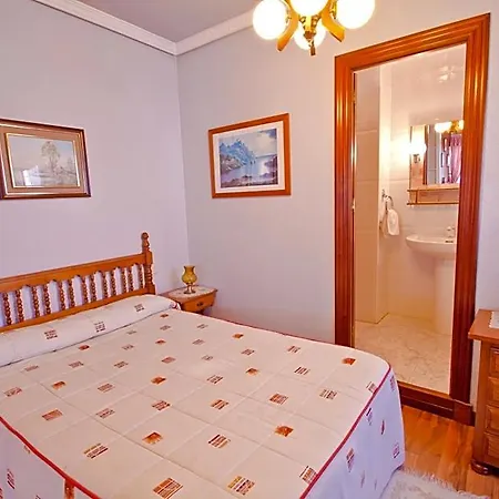 Roiz Hotel